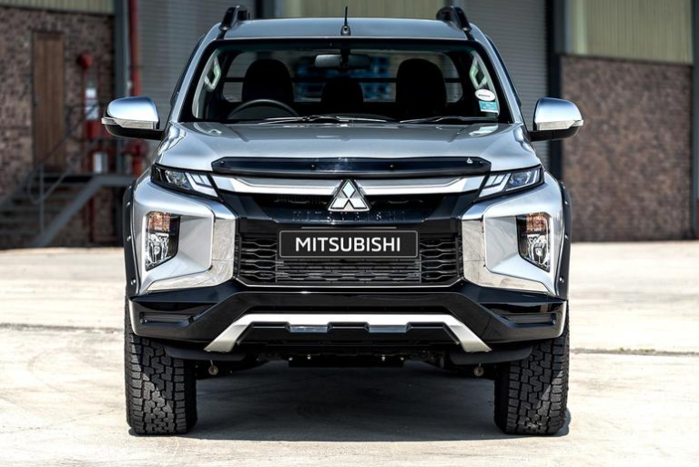 Mitsubishi Triton 2024